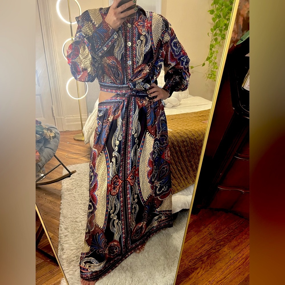 FARM Rio Vibrant Long Sleeve Dress